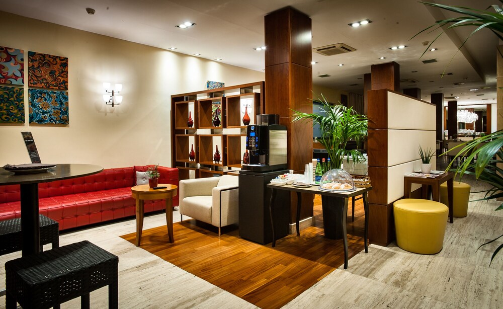 Hotel Bar