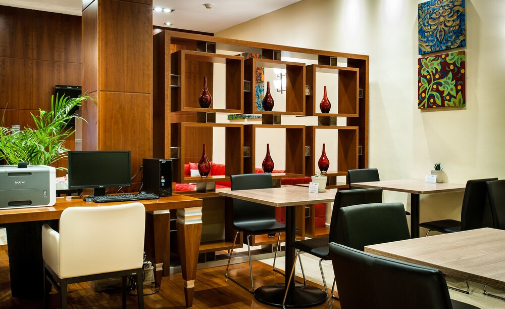 Hotel Bar