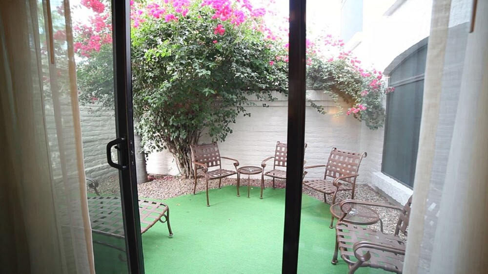 Barcelona - 3 Bedrooms - Terrace/Patio