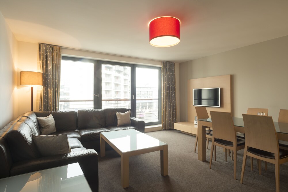 Apartment, 2 Bedrooms - Living Area