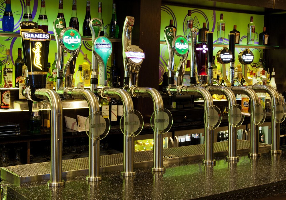 Hotel Bar