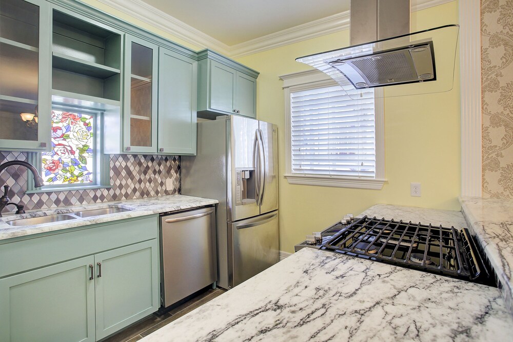 In-Room Kitchen