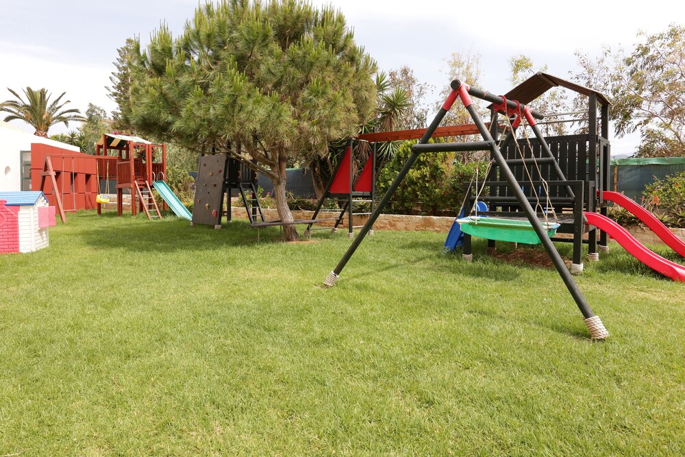 Childrens Play Area - Outdoor