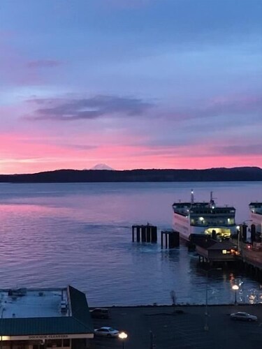 Lake View