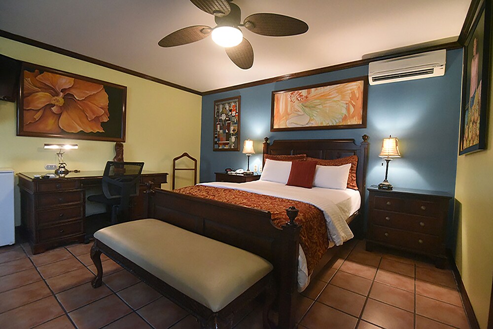 Guestroom