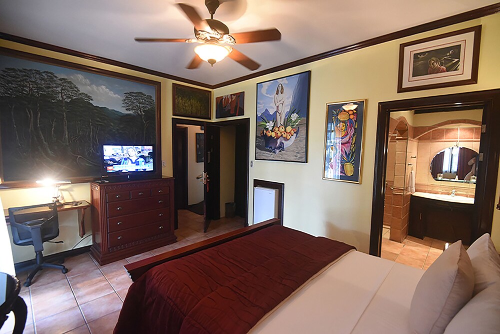 Guestroom