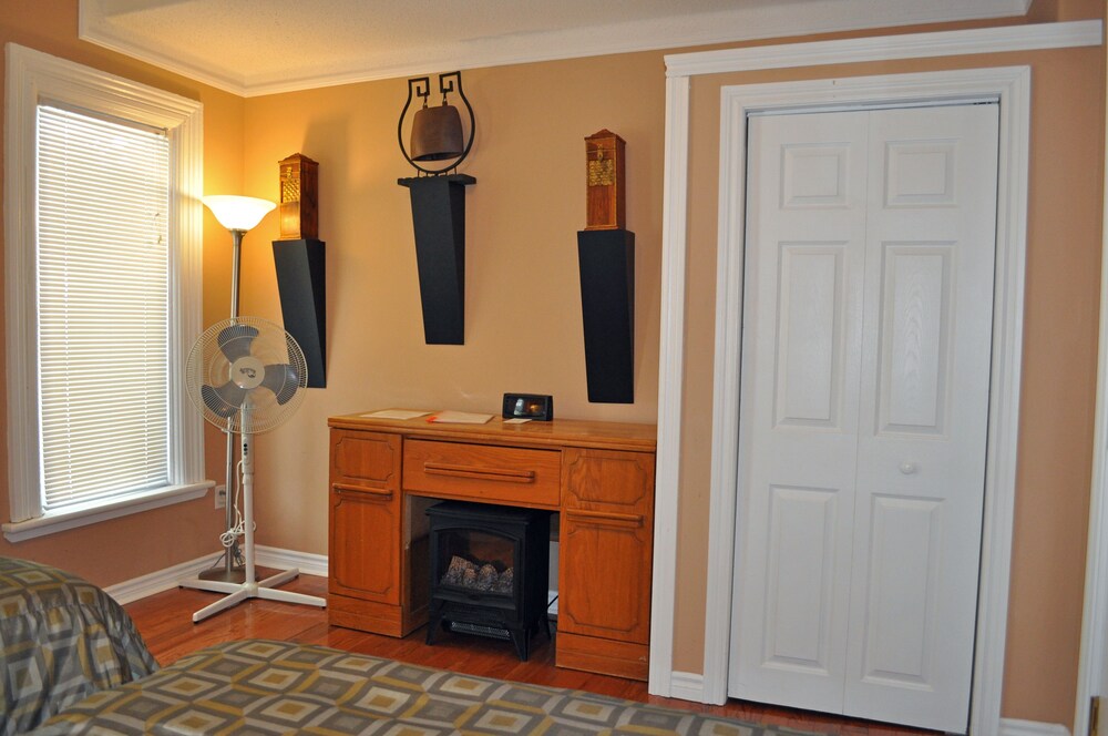 Guestroom View