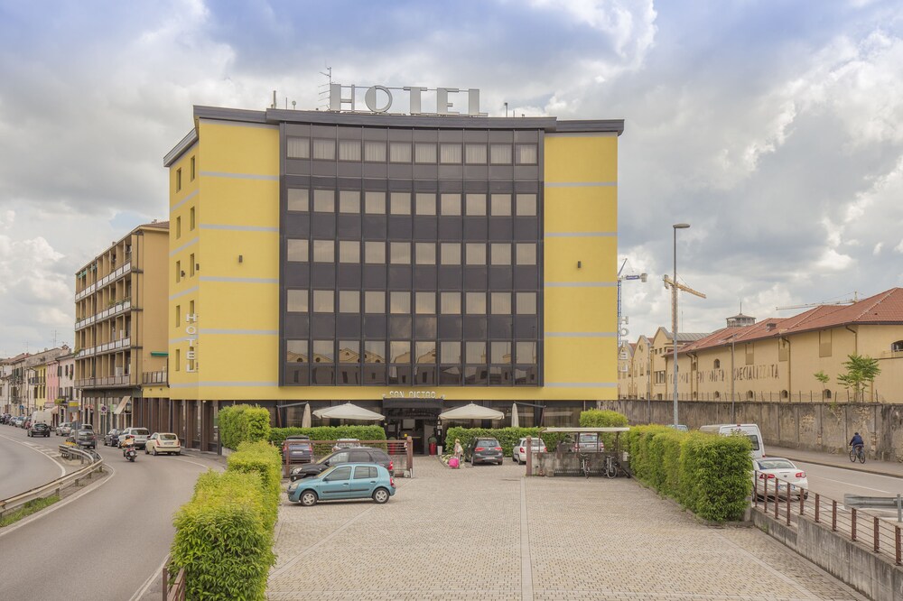 Hotel Front