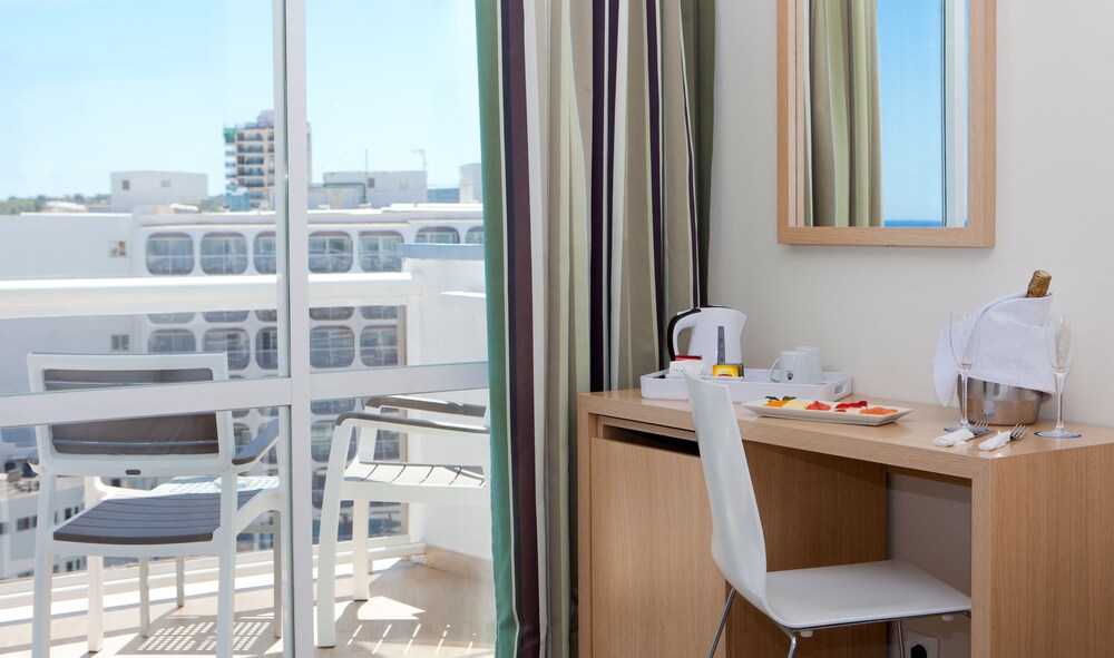 Guestroom View