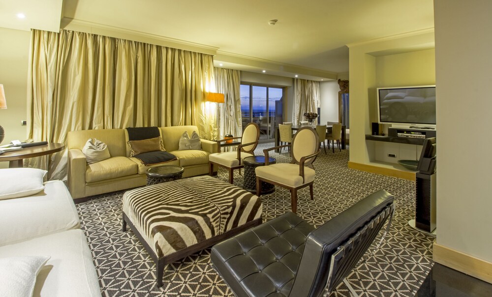 Penthouse, Ocean View (Suite ) - Living Area