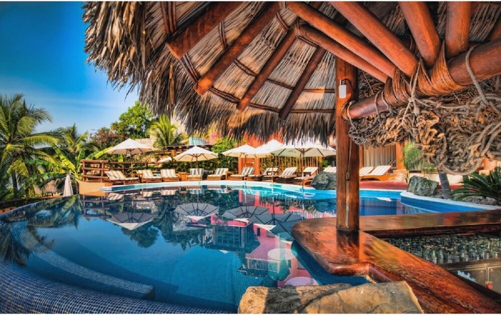 Poolside Bar
