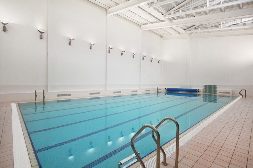 Indoor pool, The Carnbeg Hotel