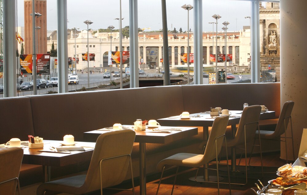 Food Court