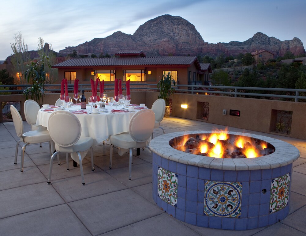 Outdoor Banquet Area