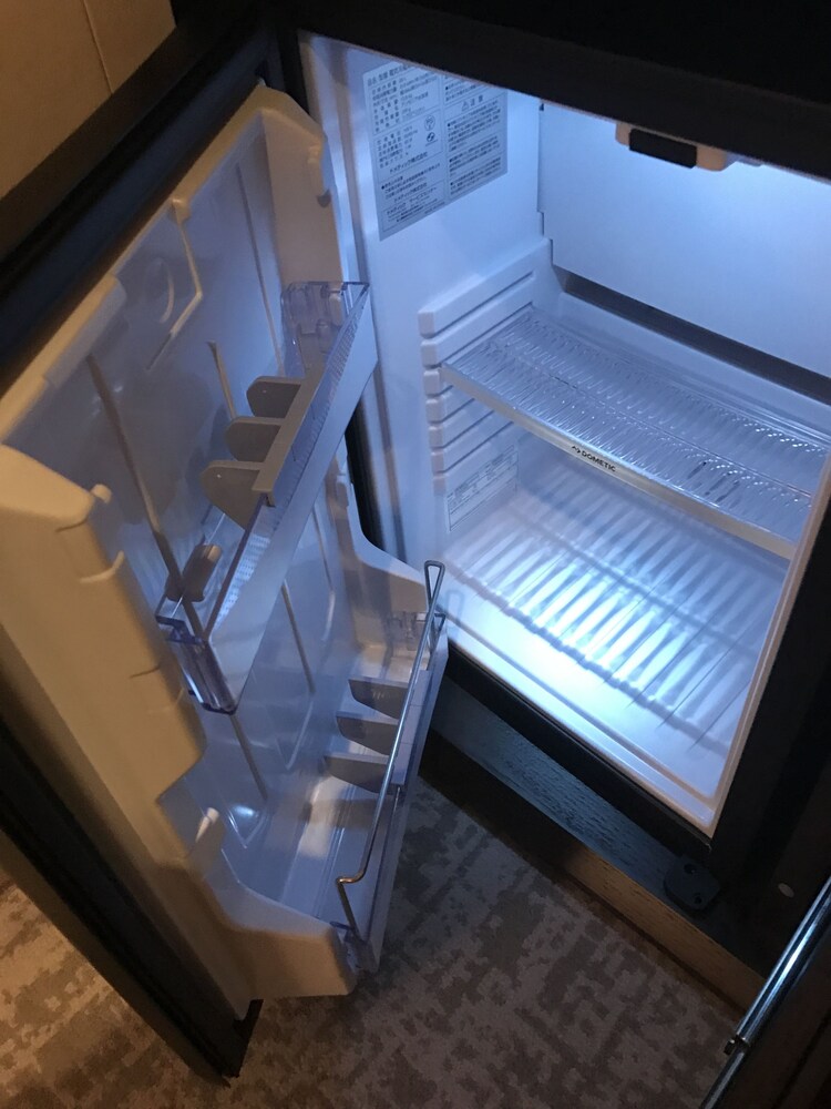 Mini-Refrigerator