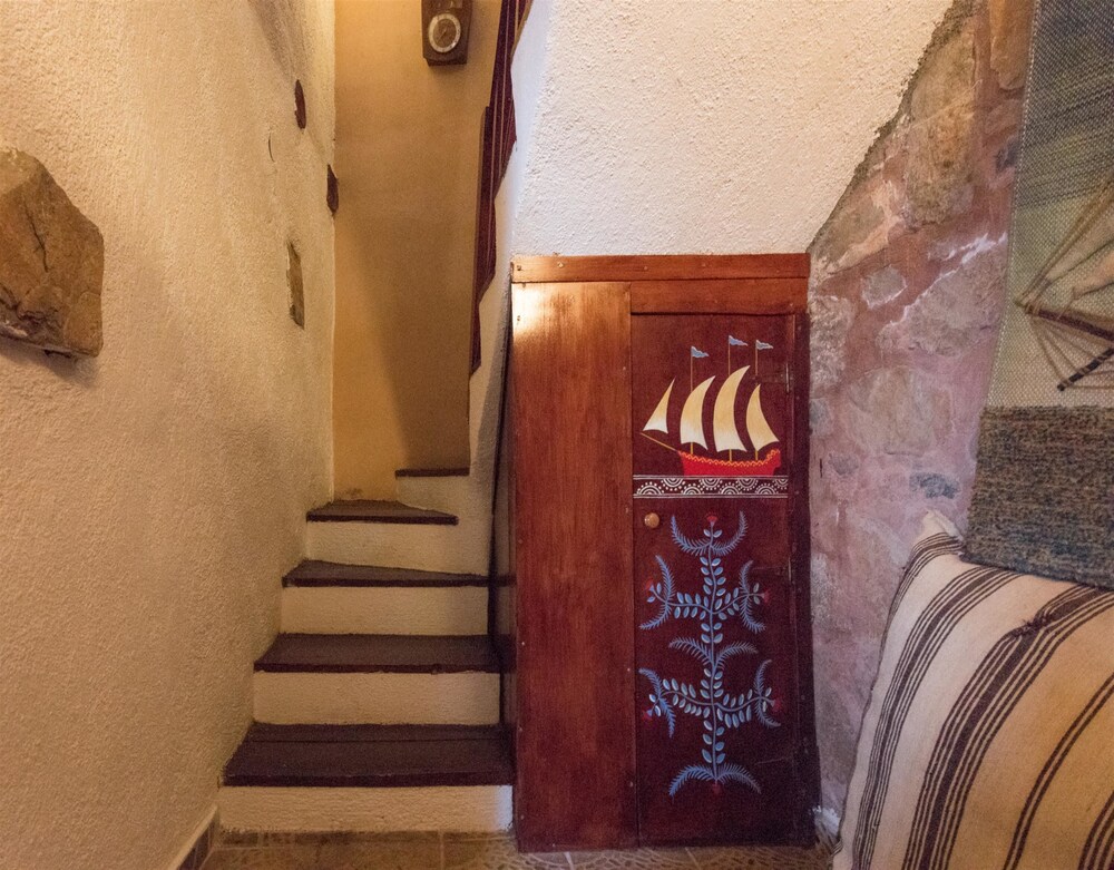Traditional House, 2 Bedrooms, Private Pool, Sea View - Guestroom