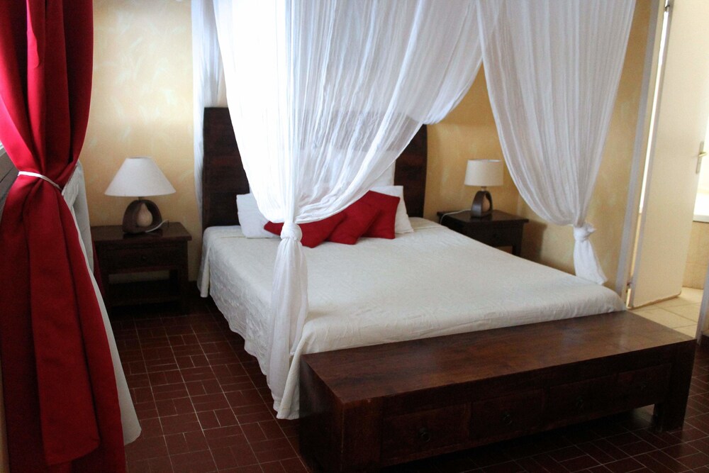 Guestroom