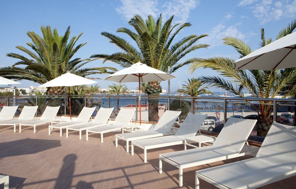 Sundeck