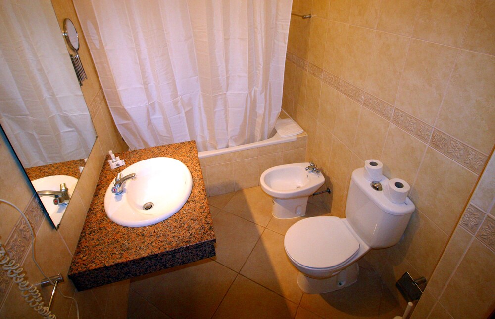 Apartment, 2 Bedrooms - Bathroom