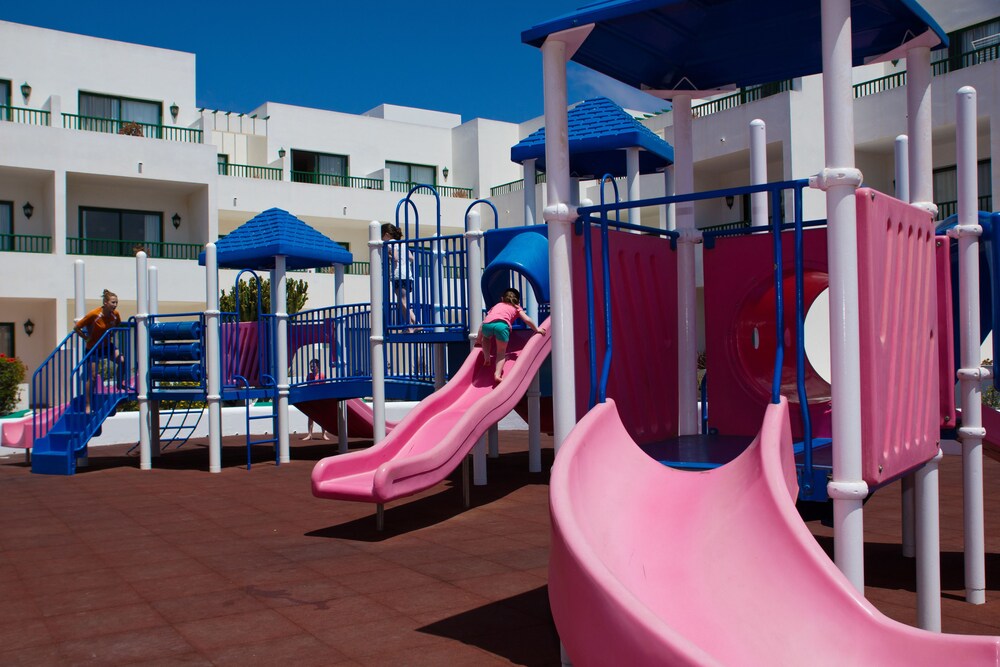 Childrens Play Area - Outdoor