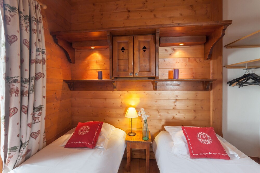 Apartment Standard 2 bedrooms for 8 people - Mezzanine - Childrens Theme Room
