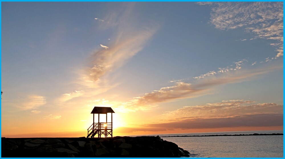 Beach/Ocean View