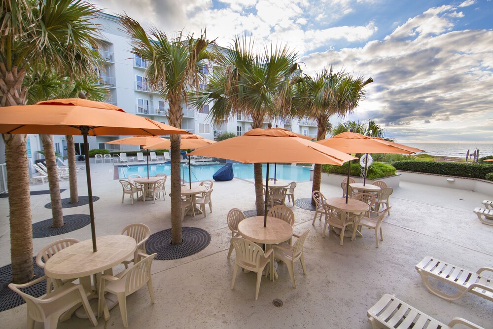 Sundeck