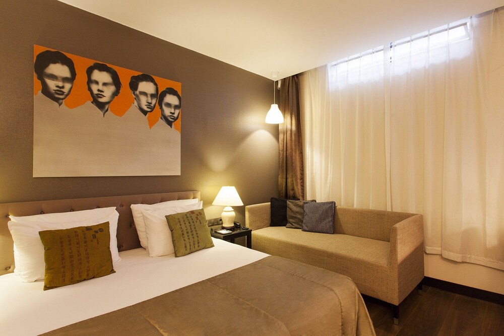 Guestroom