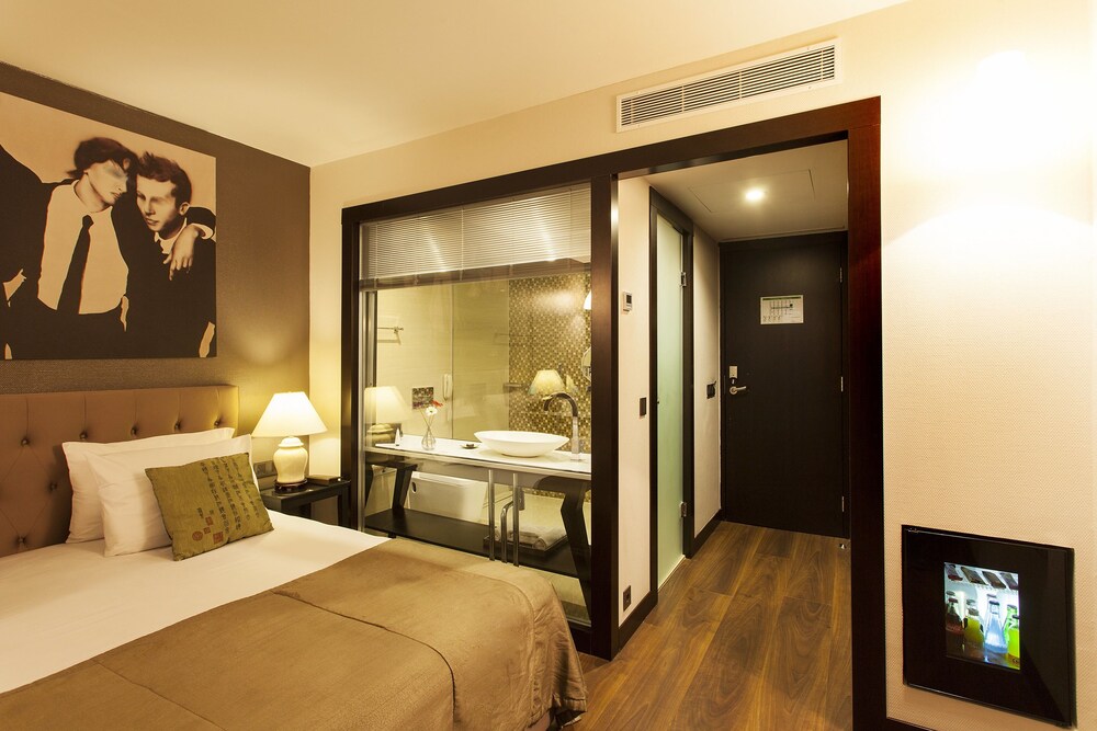 Guestroom