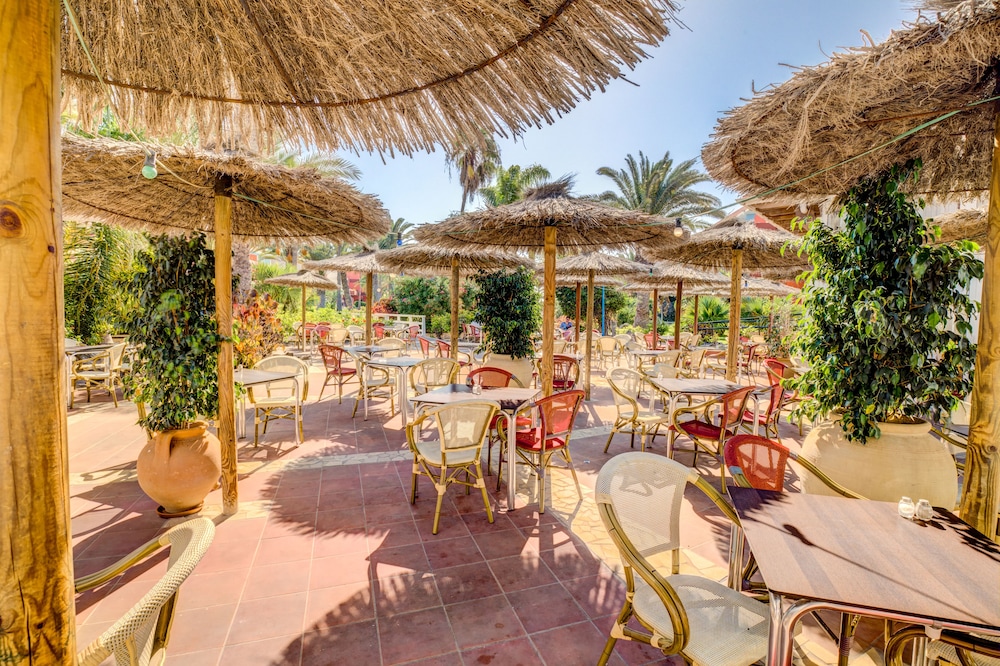 Hotel Bar