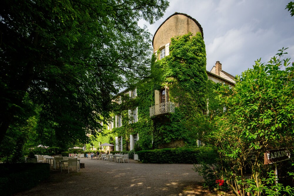 Hotel Front