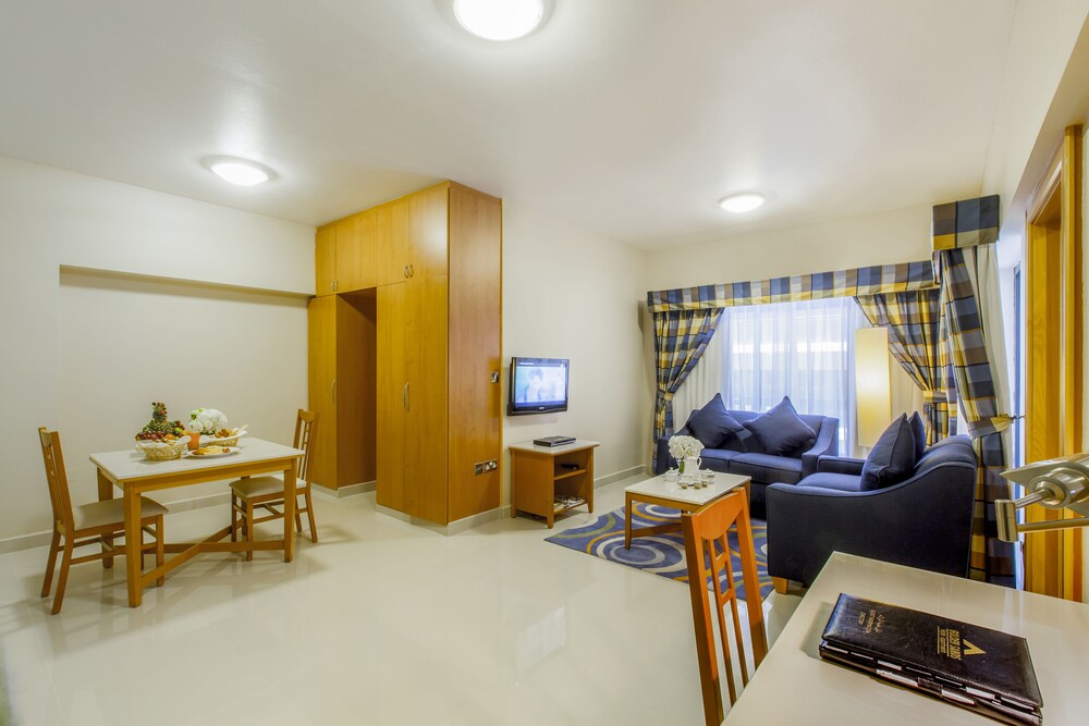 Wohnbereich (One Bedroom Suite Golden Sands 3)