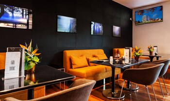 Sports Bar