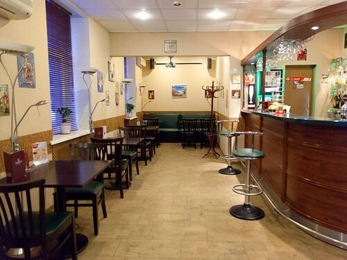 Hotel Bar