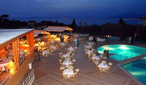 Outdoor Banquet Area