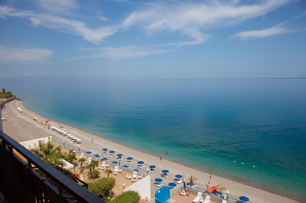Beach/Ocean View