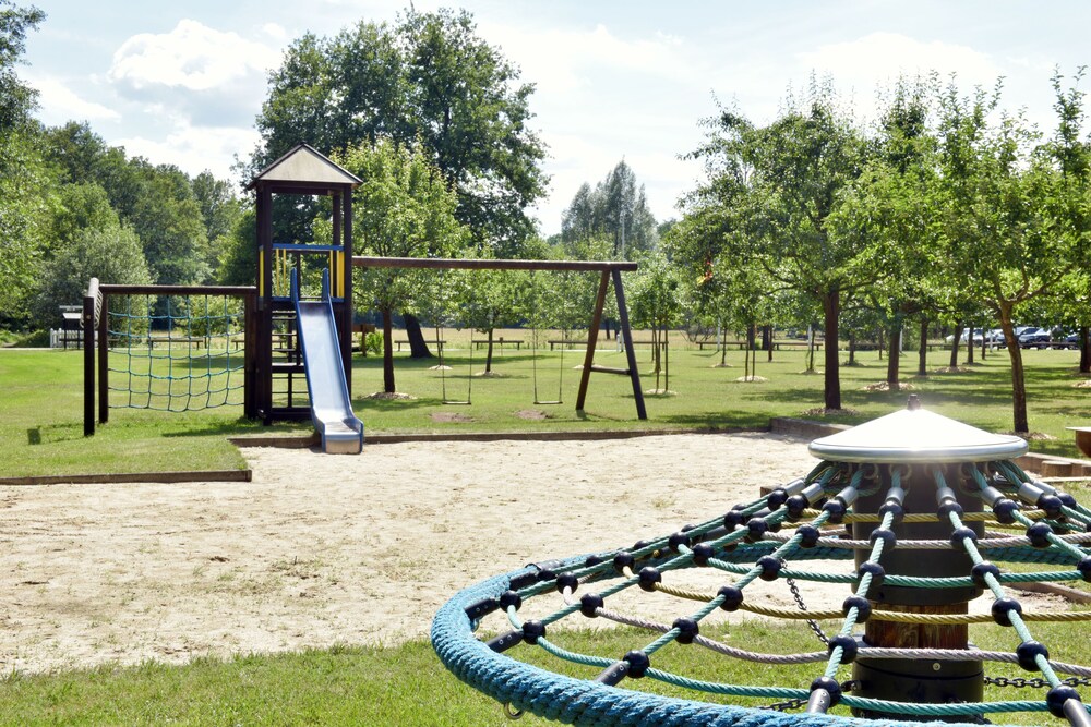 Childrens Play Area - Outdoor