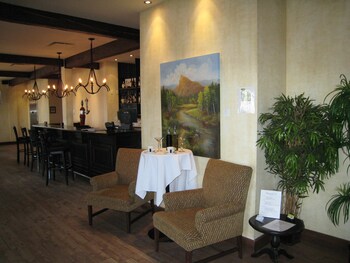 Hotel Bar
