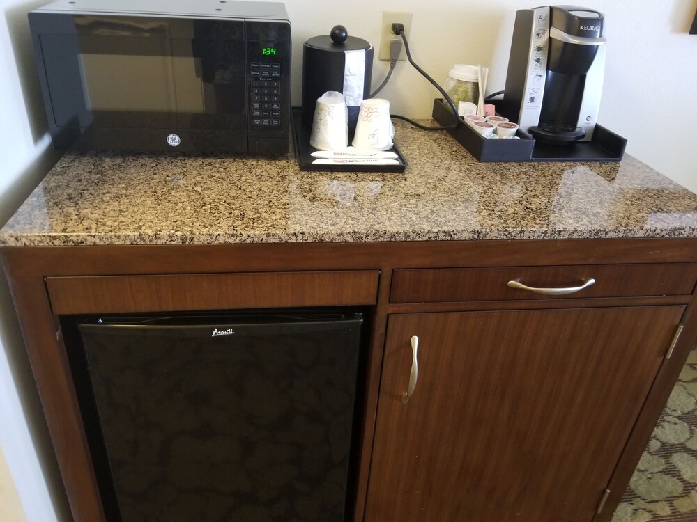 Mini-Refrigerator