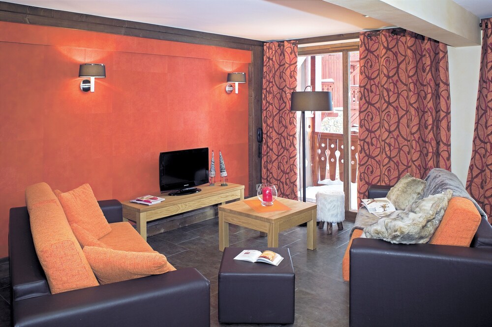 Apartment, 4 Bedrooms - Guestroom