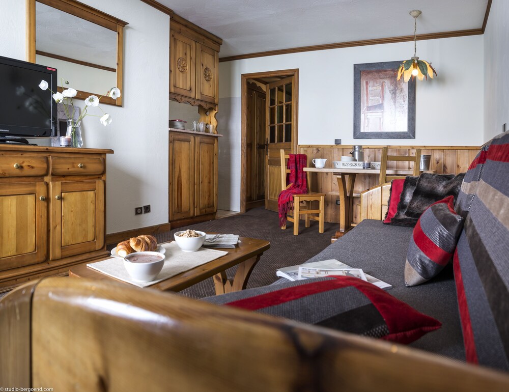 2 Bedroom Apartment for 4 - Guestroom