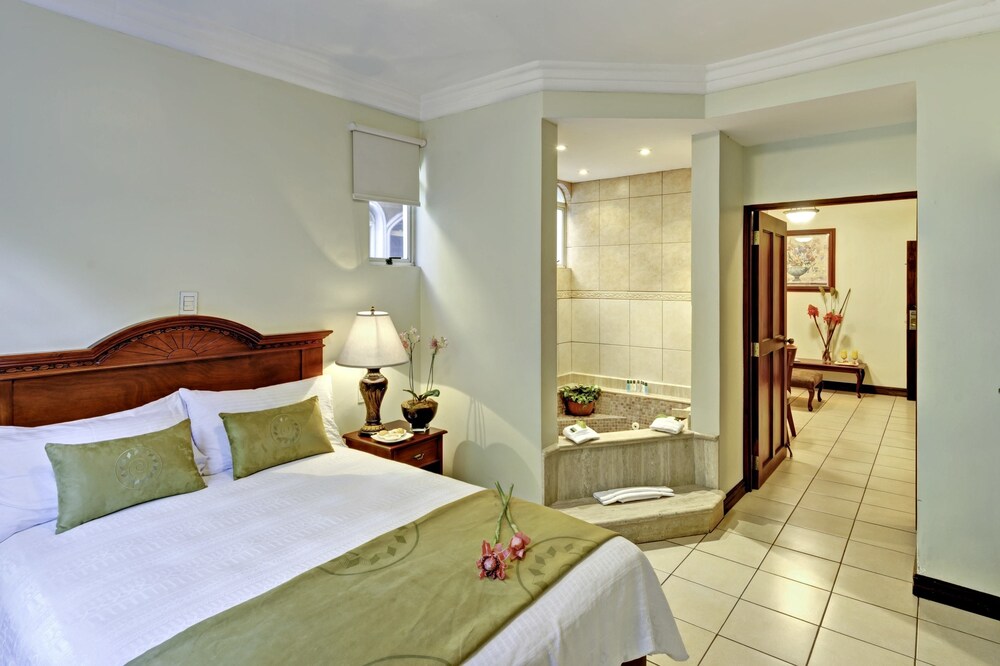 Junior Suite Handicap - Guestroom