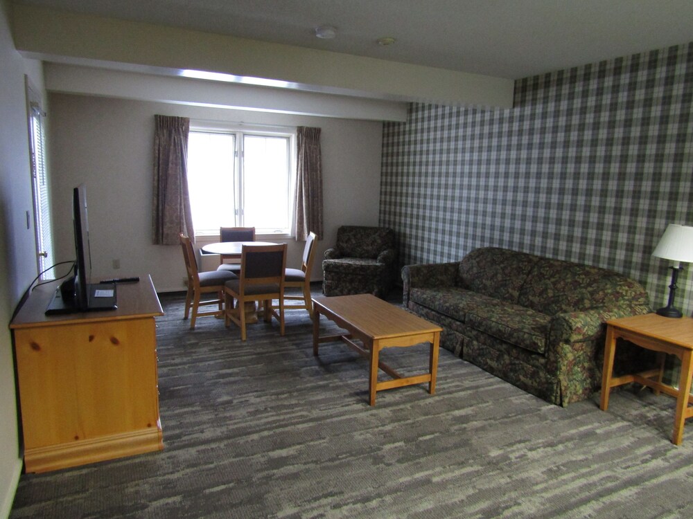 Living area, Green Granite Inn