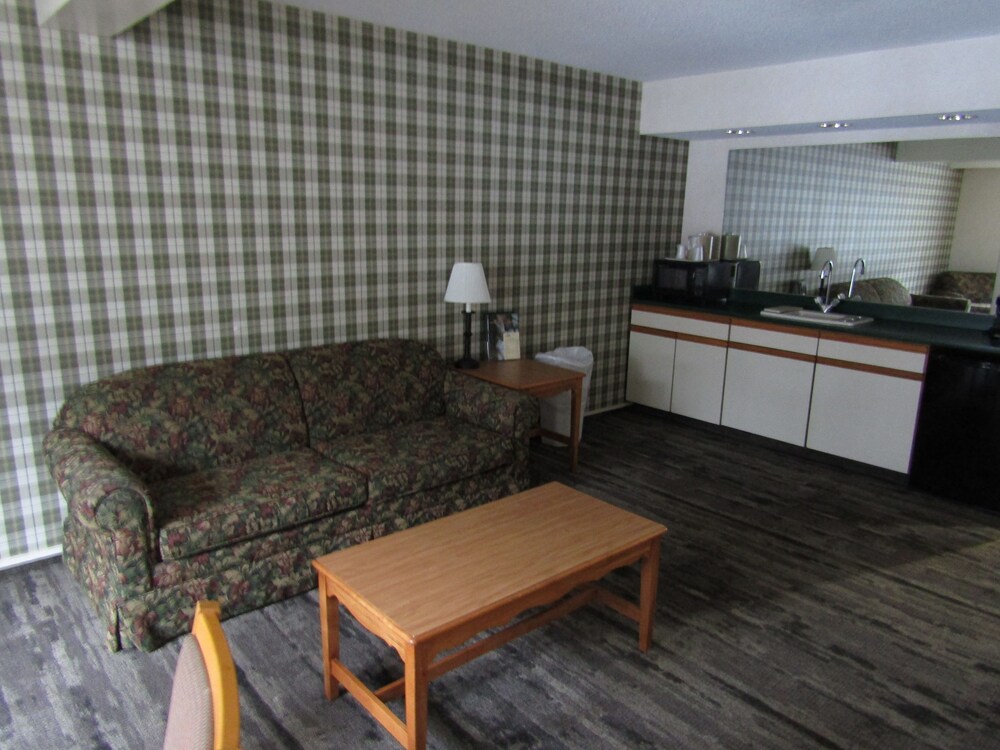 Living room, Green Granite Inn