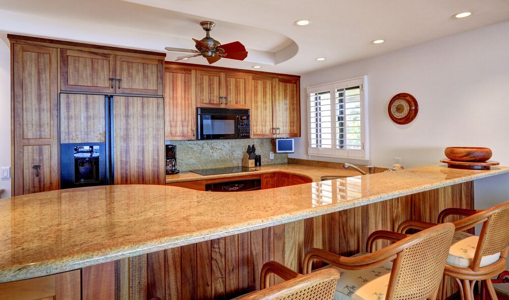 Condo, 2 Bedrooms, 2 Bathrooms, Oceanfront (Prime) - In-Room Kitchen