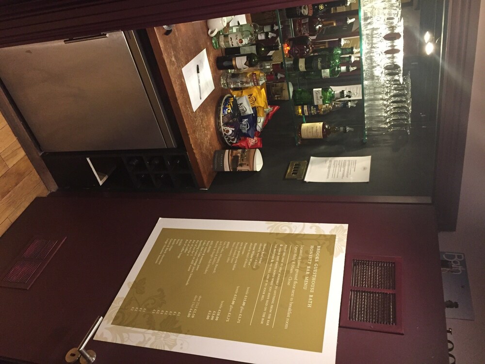 Hotel Bar