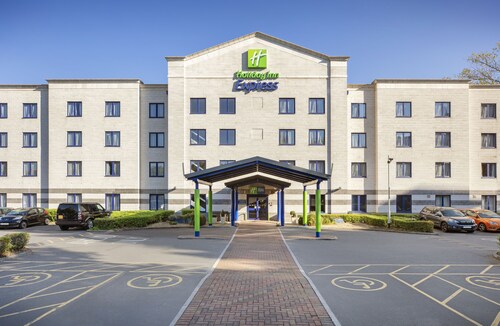 Holiday Inn Express Poole, an IHG Hotel