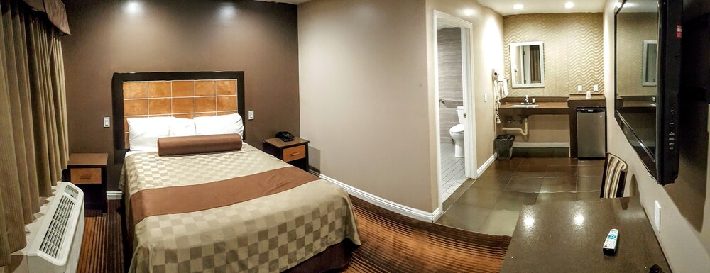 Guestroom View
