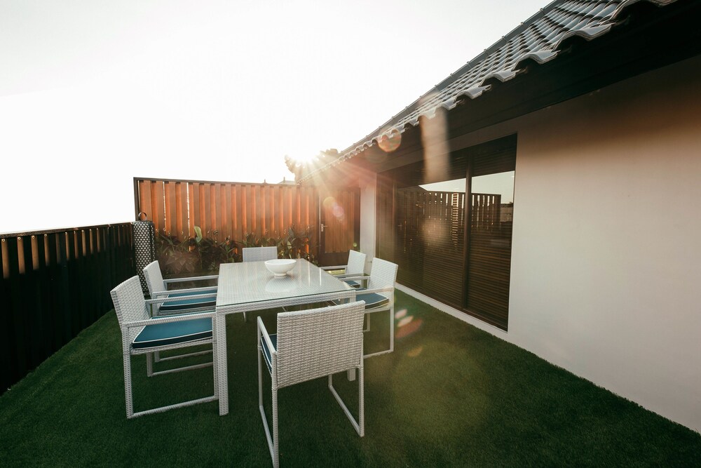 Pemandangan Kamar Tamu