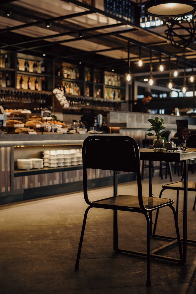 Bar Hotel